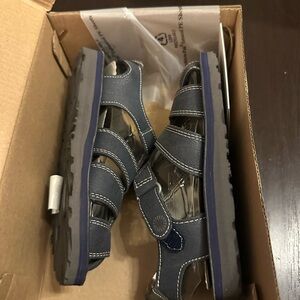 Ugg Kids Blue Sandals